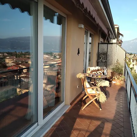 Inmitten Limonaien Mit Seesicht, Nahe Und Zentrum * Toscolano Maderno